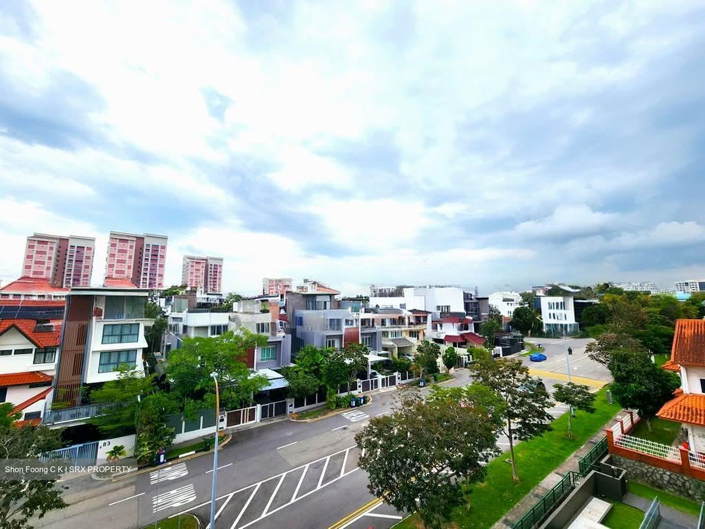 Senyum Residences (D14), Terrace #592292681